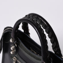 Load image into Gallery viewer, 極美品 BALENCIAGA バレンシアガ ジャイアントミニシティ ハンドバッグ ショルダーバッグ 2wayブラック 509544 シルバー金具 中古 4a000045