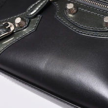Load image into Gallery viewer, 極美品 BALENCIAGA バレンシアガ ジャイアントミニシティ ハンドバッグ ショルダーバッグ 2wayブラック 509544 シルバー金具 中古 4a000045