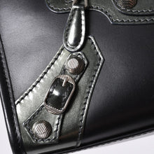 Load image into Gallery viewer, 極美品 BALENCIAGA バレンシアガ ジャイアントミニシティ ハンドバッグ ショルダーバッグ 2wayブラック 509544 シルバー金具 中古 4a000045
