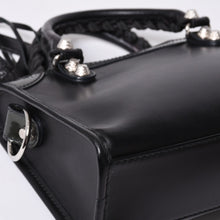 Load image into Gallery viewer, 極美品 BALENCIAGA バレンシアガ ジャイアントミニシティ ハンドバッグ ショルダーバッグ 2wayブラック 509544 シルバー金具 中古 4a000045