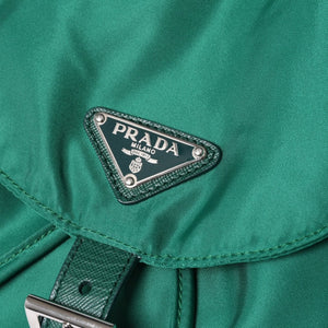 極美品 PRADA プラダ リュックサック バックパック BZ0032 グリーン ナイロン サフィアーノレザー 中古 4a000141