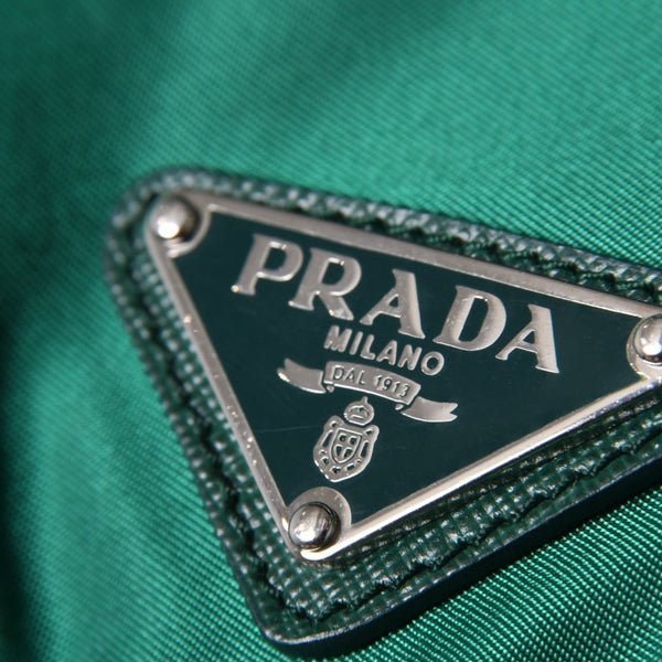 極美品 PRADA プラダ リュックサック バックパック BZ0032 グリーン ナイロン サフィアーノレザー 中古 4a000141