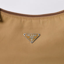 画像をギャラリービューアに読み込む, 極美品 PRADA プラダ ホーボー ワンショルダーバッグ MV515 トライアングルロゴ 三角ロゴプレート ナイロン ベージュ 中古 4a000163