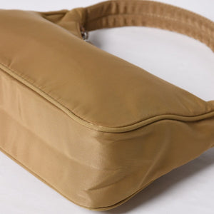 Very Good Condition PRADA Hobo One Shoulder Bag MV515 Triangle Logo Triangle Logo Plate Nylon Beige Used 4a000163