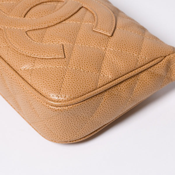 極美品 CHANEL シャネル 月見型 ワンショルダーバッグ スモール ポーチ キャビアスキン 8番台 ベージュ 中古 4a000152
