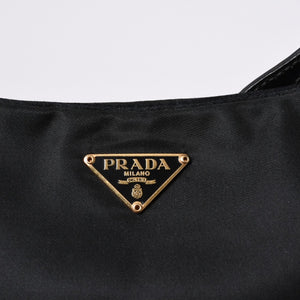 Very Good Condition PRADA Hobo One Shoulder Bag Chain Shoulder Bag Triangle Logo Nylon Black Used 4a000143