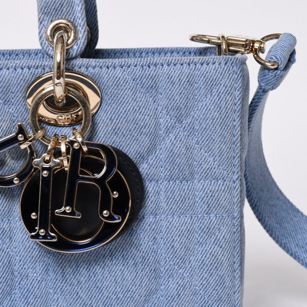Like new Christian Dior Lady D-Joy Medium Lady D-Joy Shoulder Bag Denim Used 4a000168