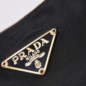Very Good Condition PRADA Hobo One Shoulder Bag Chain Shoulder Bag Triangle Logo Nylon Black Used 4a000143
