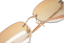 Load image into Gallery viewer, CHANEL シャネル リムレス サングラス 4013 c.125/56 サイズ 59◻︎16 130 ゴールド オレンジ グラデーション 美品 中古 4b000215