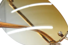 Load image into Gallery viewer, CHANEL シャネル リムレス サングラス 4013 c.125/56 サイズ 59◻︎16 130 ゴールド オレンジ グラデーション 美品 中古 4b000215