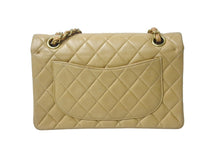 Load image into Gallery viewer, CHANEL シャネル マトラッセ23 ショルダーバッグ 6番台 Wフラップ ベージュ ラムスキン ゴールド金具 美品 中古 4b000217