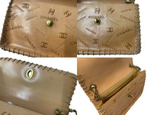 Load image into Gallery viewer, 極美品 CHANEL シャネル ココマーク ベースボールステッチ エンボス マトラッセショルダーバッグ 2番台 ブラウン ゴールド金具 中古 4b000279