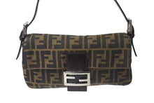 Load image into Gallery viewer, FENDI フェンディ マンマバケット ワンショルダーバッグ 26424 ズッカ柄 ブラウン シルバー金具 美品 中古 4b000286
