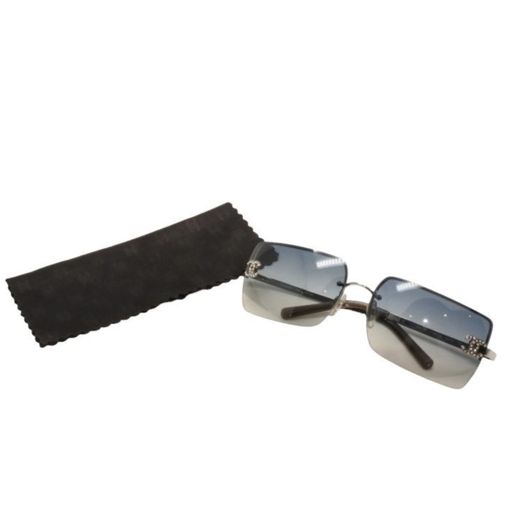 Very good condition CHANEL half rim sunglasses eyewear 4092-B c.124/7B size 62□15 120 here mark rhinestone used 4a000611