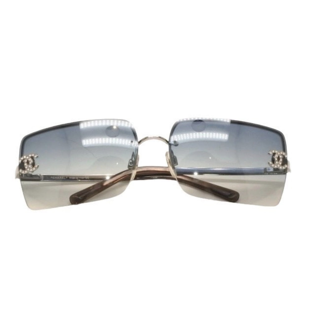 Very good condition CHANEL half rim sunglasses eyewear 4092-B c.124/7B size 62□15 120 here mark rhinestone used 4a000611