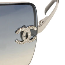 画像をギャラリービューアに読み込む, 極美品 CHANEL シャネル ハーフリム サングラス アイウェア 4092-B c.124/7B サイズ62□15 120 ココマーク ラインストーン 中古 4a000611