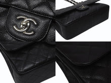Load image into Gallery viewer, 極美品 CHANEL シャネル デカマトラッセ30 Wフラップ Wチェーン ショルダーバッグ 17番台 キャビアスキン ブラック シルバー金具 中古 4b000303