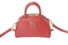 Load image into Gallery viewer, 極美品 MIUMIU ミュウミュウ アルカディア 2wayバッグ ハンドバッグ ショルダーバッグ 5BP085 レザー レッド ゴールド金具 中古 4b000317