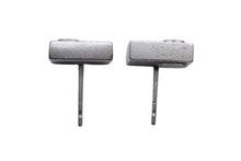 Load image into Gallery viewer, CHANEL シャネル スクエア ココマーク ピアス 重量約4.8g 00C刻印 メタル シルバー ヴィンテージ 両耳用 美品 中古 4b000379