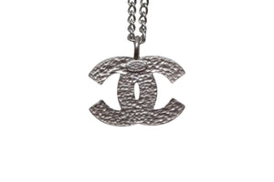 CHANEL シャネル ココマーク ネックレス 重量約6.2g 06P刻印 シルバー ブラック メタル ヴィンテージ 両耳用 美品 中古 4b000398