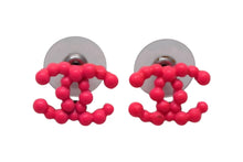 Load image into Gallery viewer, CHANEL シャネル ココマーク ピアス 重量約3.0g 04A刻印 ピンク メタル ヴィンテージ 両耳用 美品 中古 4b000402