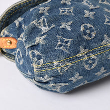 Load image into Gallery viewer, LOUIS VUITTON ルイヴィトン ミニプリーティ ワンショルダーバッグ M95050 モノグラム デニム インディゴブルー 美品 中古 4a000405