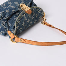 Load image into Gallery viewer, LOUIS VUITTON ルイヴィトン ミニプリーティ ワンショルダーバッグ M95050 モノグラム デニム インディゴブルー 美品 中古 4a000405