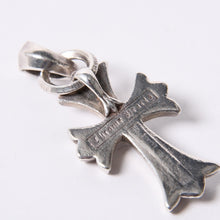 画像をギャラリービューアに読み込む, CHROME HEARTS クロムハーツ CH CRS SML W/BALE スモールCHクロス Wベイルペンダントトップ チャーム 重量約23.9g 美品 中古 4a000312