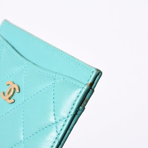 CHANEL Chanel Matelasse Classic Card Case No. 27 Lambskin Green Gold Hardware Good Condition Used 4a000460