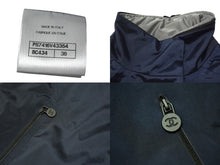Load image into Gallery viewer, 新品未使用 CHANEL シャネル ナイロン ダウン ジャケット P57416V43354 サイズ38 リバーシブル ココマーク ネイビー グレー 中古 4b000419