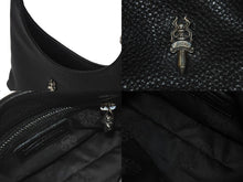 画像をギャラリービューアに読み込む, 極美品 CHROME HEARTS クロムハーツ VIV ダガー ワンショルダーバッグ スクロールロゴ シルバー925 レザー ブラック 中古 4b000450