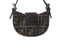 Load image into Gallery viewer, 極美品 FENDI フェンディ マンマバケット ミニクロワッサン ハンドバッグ 26673 キャンバス レザー ブラウン ズッカ柄 中古 4b000460