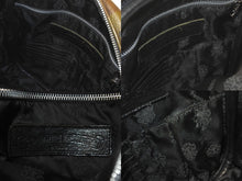 画像をギャラリービューアに読み込む, CHROME HEARTS クロムハーツ TAKA タカ ショルダーバッグ セメタリークロスパッチ 5パッチ カモフラ柄 パーソナルオーダー 美品 中古 4b000465