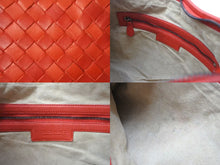 画像をギャラリービューアに読み込む, BOTTEGA VENETA ボッテガヴェネタ イントレチャート ホーボー ワンショルダーバッグ 115653 レザー レッド 美品 中古 4b000470