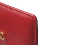 Load image into Gallery viewer, 極美品 CHANEL シャネル ココマーク カードケース 7番台 2001年 ロゴ レザー レッド ゴールド金具 中古 4b000478