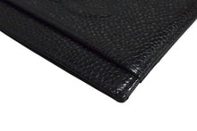 Load image into Gallery viewer, 極美品 CHANEL シャネル カードケース 名刺入れ 5番台 ココマーク イタリア製 キャビアスキン ブラック 中古 4b000481
