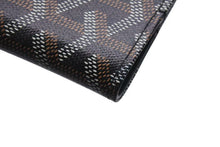Load image into Gallery viewer, 新品未使用 GOYARD ゴヤール パスポートケース パスケース PVC レザー ブラック ヘリンボーン フランス製 中古 4b000488