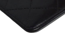 Load image into Gallery viewer, CHANEL シャネル カードケース カンボンライン ココマーク レザー ブラック ホワイト 9番台 美品 中古 4b000489