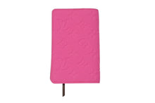 Load image into Gallery viewer, 新品同様 LOUIS VUITTON ルイヴィトン ノートブックカバーPM ノート GI1212 イニシャル入り トリヨンレザー ピンク ブラウン 中古 4b004896