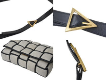 画像をギャラリービューアに読み込む, 極美品 BOTTEGA VENETA ボッテガヴェネタ パデッドカセット ナチュラル ショルダーバッグ アイボリー キャンバス レザー 中古 4b000492