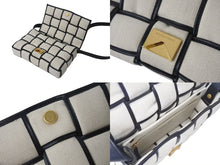 画像をギャラリービューアに読み込む, 極美品 BOTTEGA VENETA ボッテガヴェネタ パデッドカセット ナチュラル ショルダーバッグ アイボリー キャンバス レザー 中古 4b000492