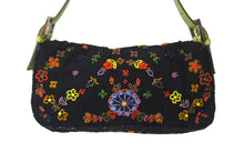 Load image into Gallery viewer, FENDI フェンディ ビーズ刺繍 マンマバケット ワンショルダーバッグ 26424 ブラック マルチカラー グリーン シルバー金具 ロゴ 美品 中古 4b000513