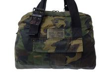 Load image into Gallery viewer, DOLCE&amp;GABBANA ドルチェ&amp;ガッバーナ 2004AW MENS COLLECTION ミリタリーカモバッグ トートバッグ コットン ラバー 良品 中古 4b000516