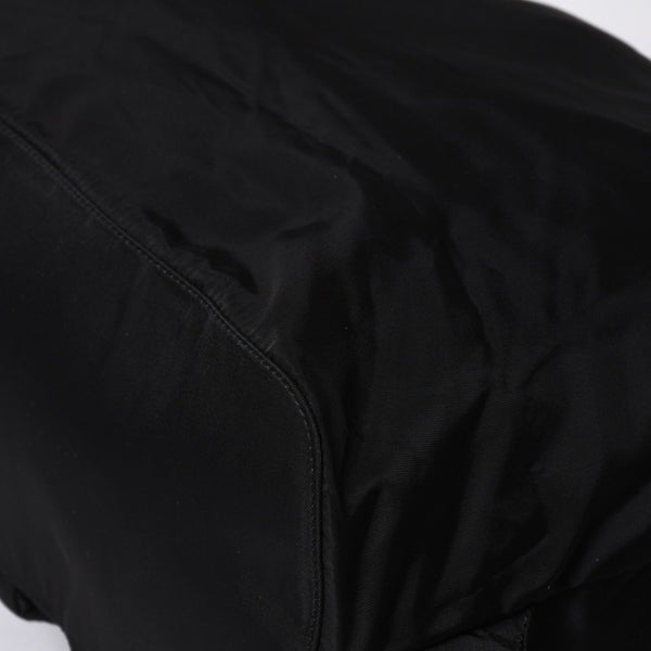 極美品 PRADA プラダ 三角ロゴ リュックサック 1BZ811 ブラック ナイロン レザー シルバー金具 中古 4a000052