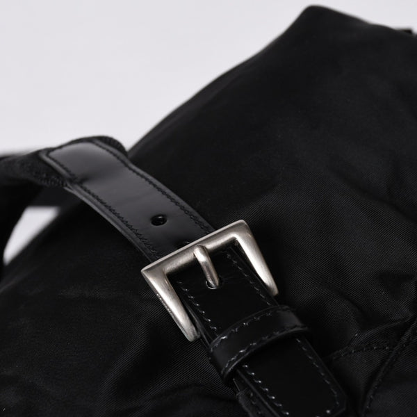 極美品 PRADA プラダ 三角ロゴ リュックサック 1BZ811 ブラック ナイロン レザー シルバー金具 中古 4a000052