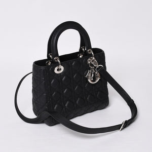 Very good condition Christian Dior Lady Dior Cannage Medium 2WAY M0565PWRT_M900 Black Used 4a000050