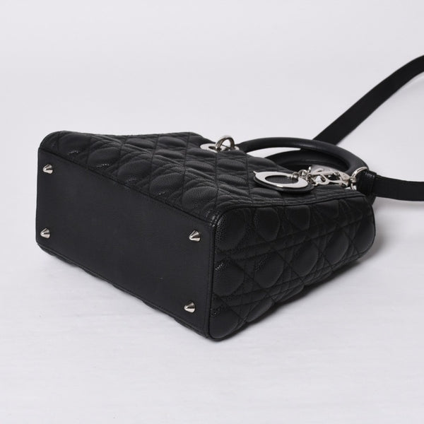 Very good condition Christian Dior Lady Dior Cannage Medium 2WAY M0565PWRT_M900 Black Used 4a000050