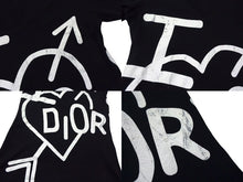 Load image into Gallery viewer, Christian Dior クリスチャンディオール 半袖VネックＴシャツ 4A16155957 ブラックホワイト コットン 良品 中古 4b000534