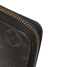 画像をギャラリービューアに読み込む, LOUIS VUITTON ルイヴィトン ジッピーウォレット 長財布 M62295 PVC シルバー金具 良品 中古 4a000279