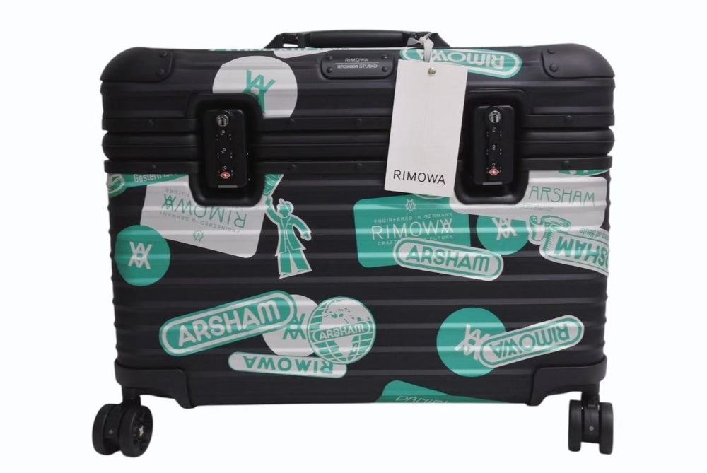 New and unused RIMOWA × Daniel Arsham Daniel Arsham Erotic Turntable Pilot Case 9259007492 Used 4b000607